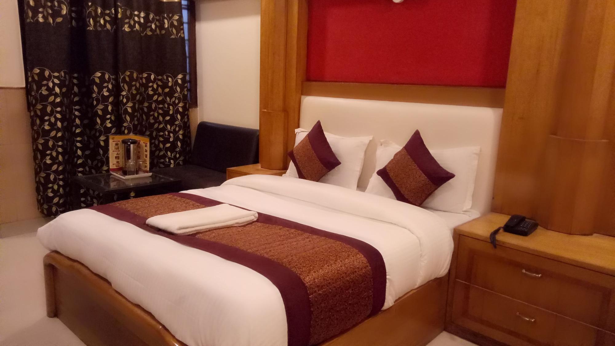 Oyo Flagship Kumar Palace 뉴델리 외부 사진