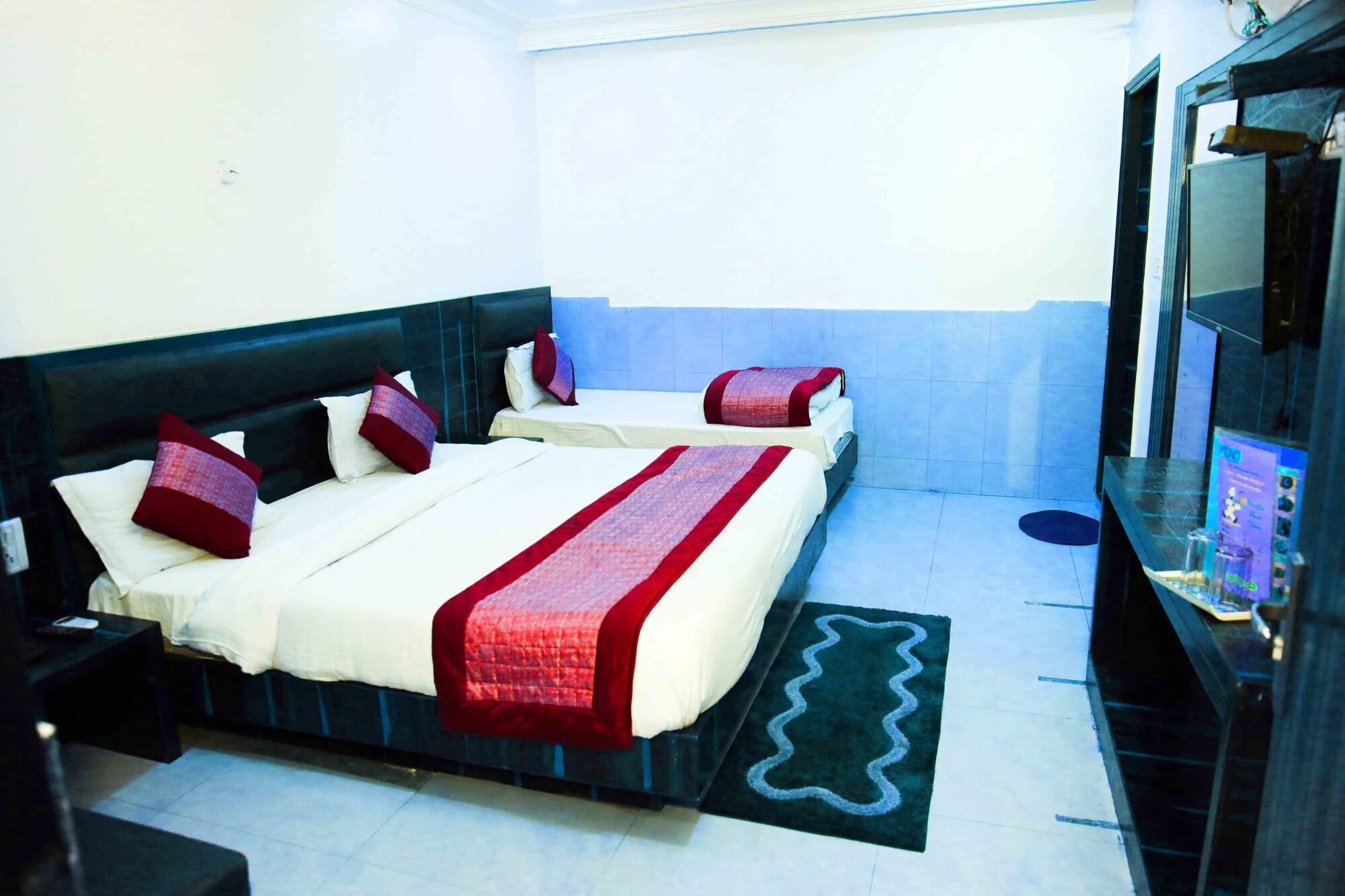 Oyo Flagship Kumar Palace 뉴델리 외부 사진