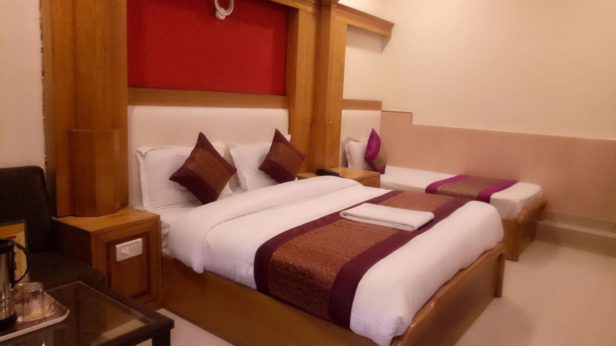 Oyo Flagship Kumar Palace 뉴델리 외부 사진