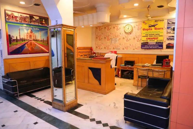 Oyo Flagship Kumar Palace 뉴델리 외부 사진